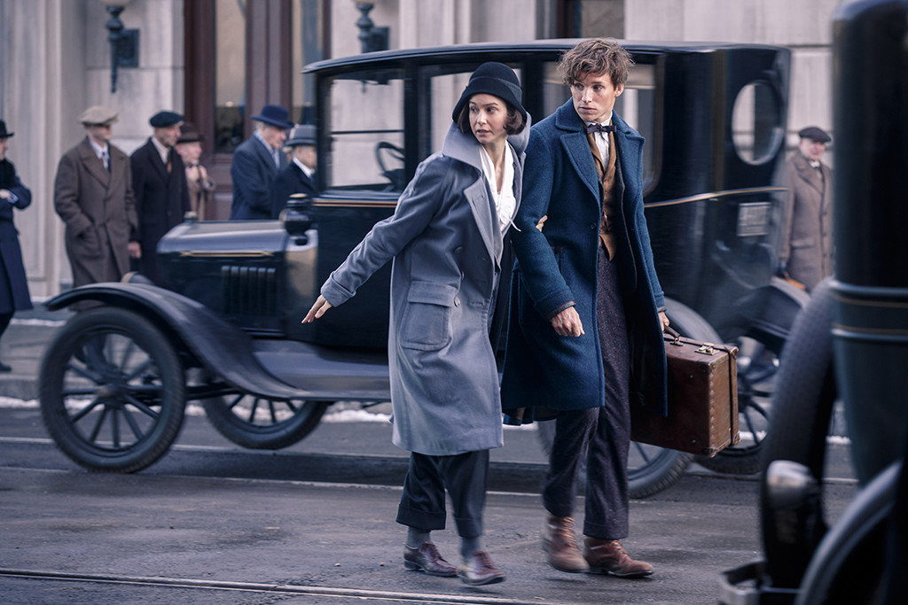 rs_1024x683-160206075025-1024_fantastic-beasts-and-where-to-find-them-newt-scamander-eddie-redmayne-movie-still_2616